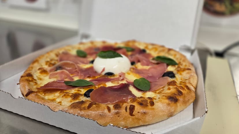 Pizzeria